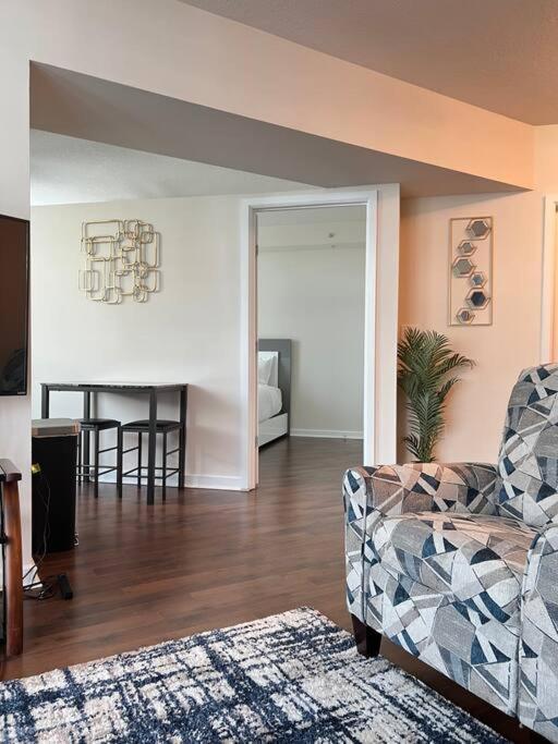 Luxury Apt 3 Mins To Dt Tampa -Pool-Gym-Balcony Dış mekan fotoğraf